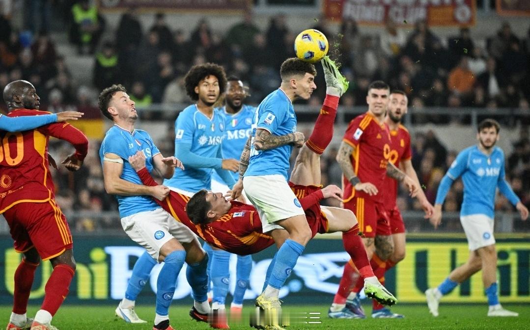 意甲前瞻：罗马防守固若金汤，那不勒斯目前伤兵满营意甲第13轮，罗马主场迎战那不勒