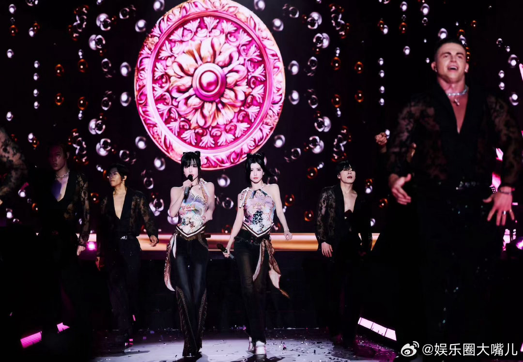 BY2 爆红比较重要从爆红时期一路走到现在，BY2不断成长，如今广州演唱会将至，