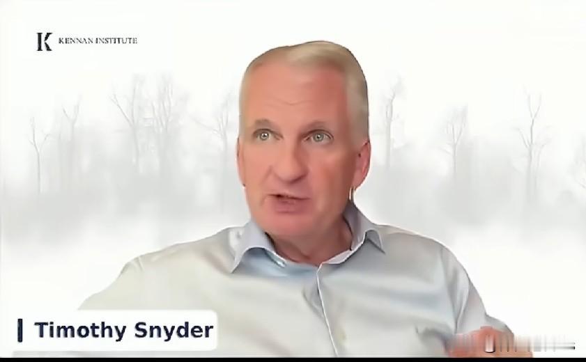 历史学家Timothy Snyder表示：

俄罗斯2022年的战争计划本质上不