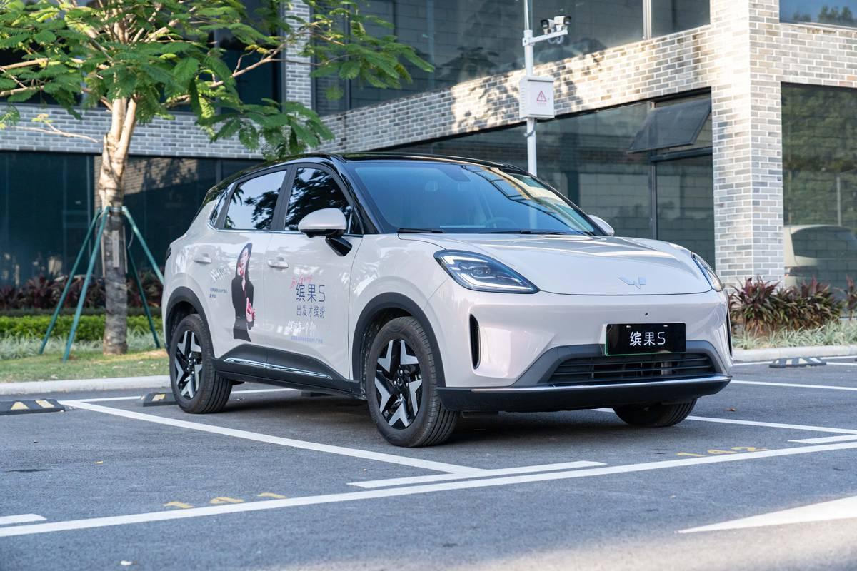 7万级就能拿下顶配？冬天出门开缤果S靠谱吗？

提到缤果S，这上市首月销量2.4