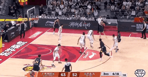 嘉哥的拉杆上反篮都出来了，为了嘉哥，拿下好不好？广东男篮vs北京男篮广东宏远