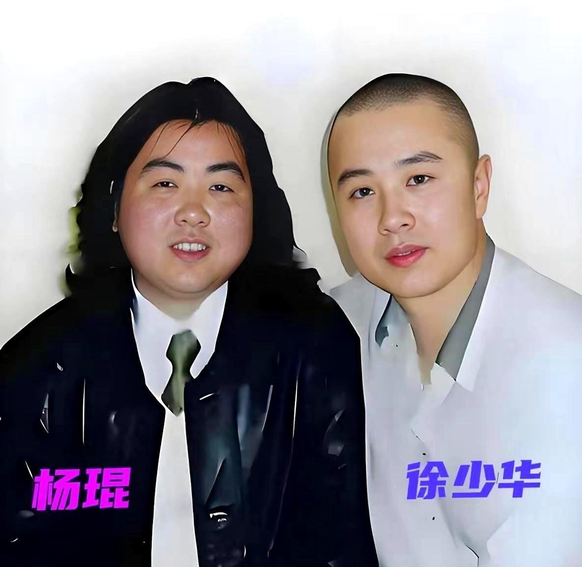 全网都在骂他老婆丑。
女儿国国王朱琳的凝视成了经典，所有人心疼她错付深情。
照片