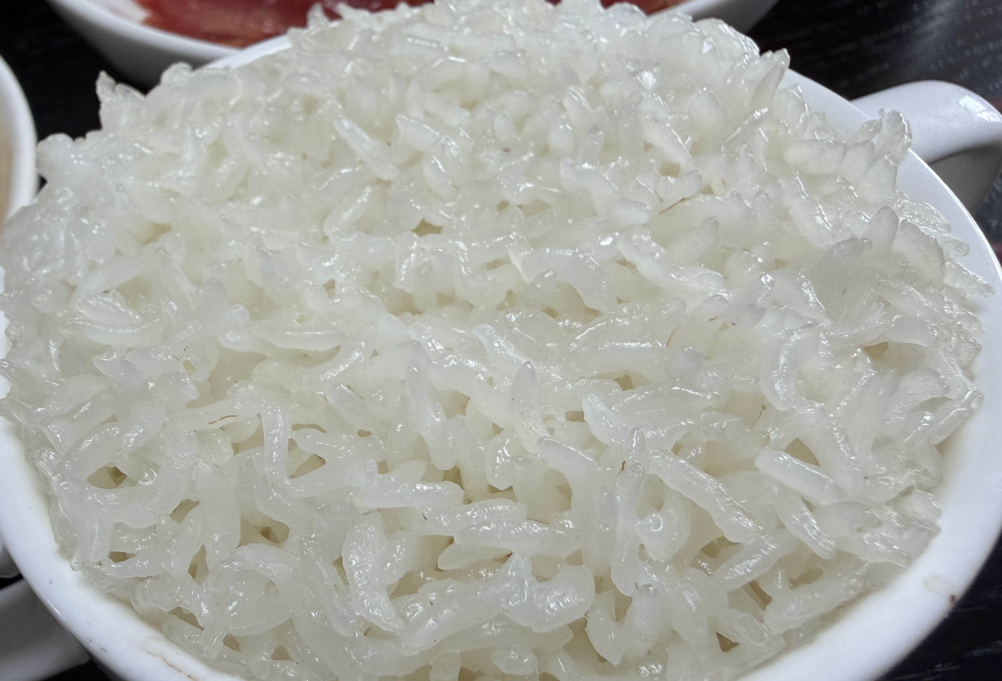 吃酸汤不？婆婆又煮了一桌。 