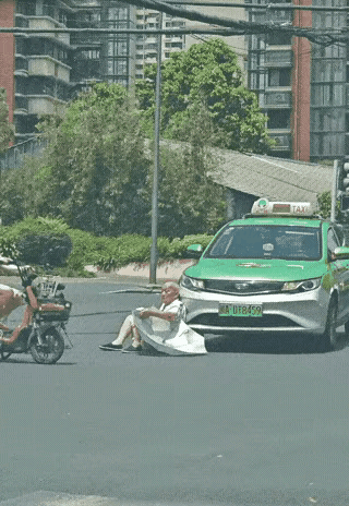 这道具挺齐全的啊