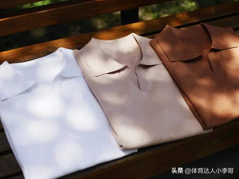 作为老师，尤其是作为体育老师，上课的时候请尽量穿着Polo衫，也就是有衣有衣领的