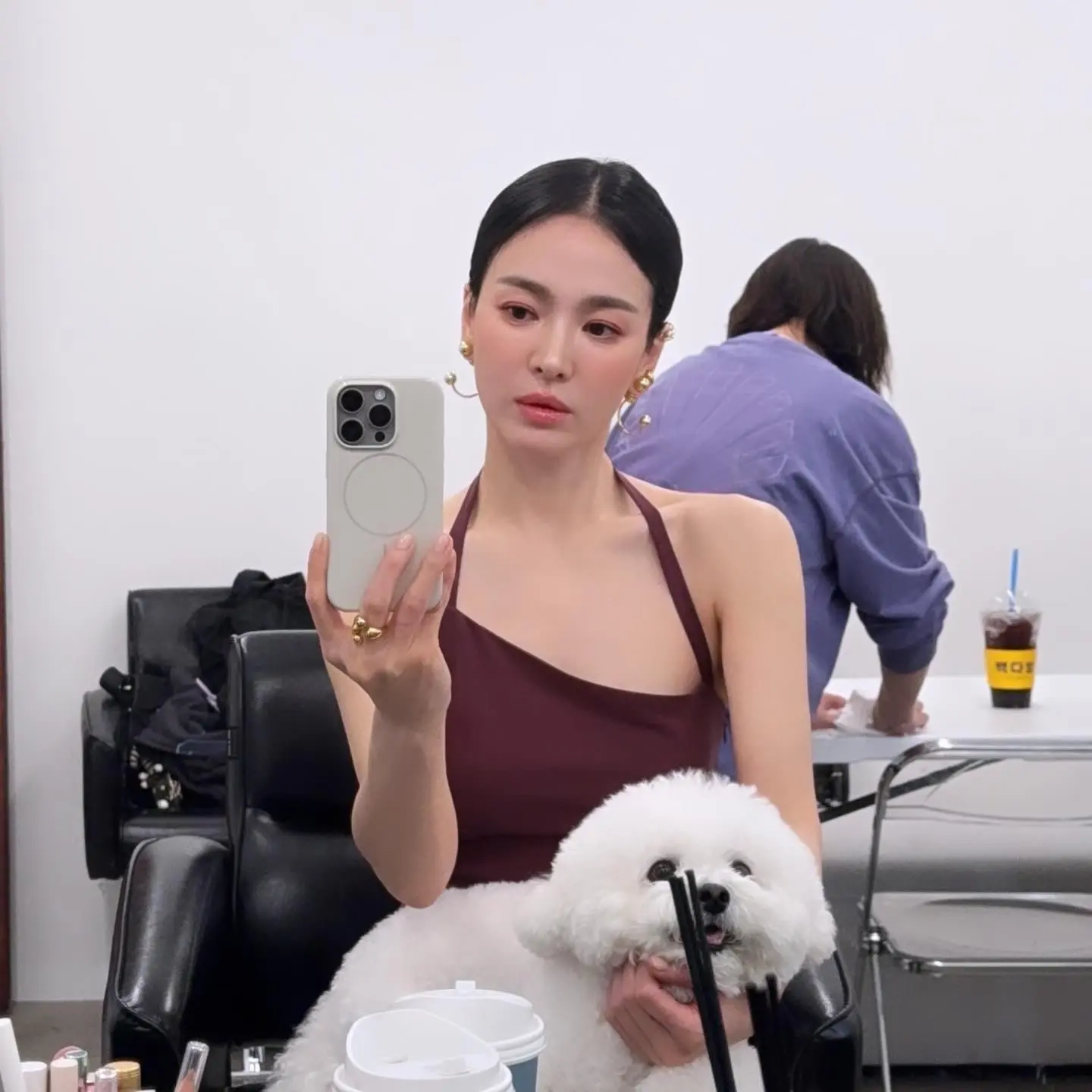 美丽女人和她的小狗🐕