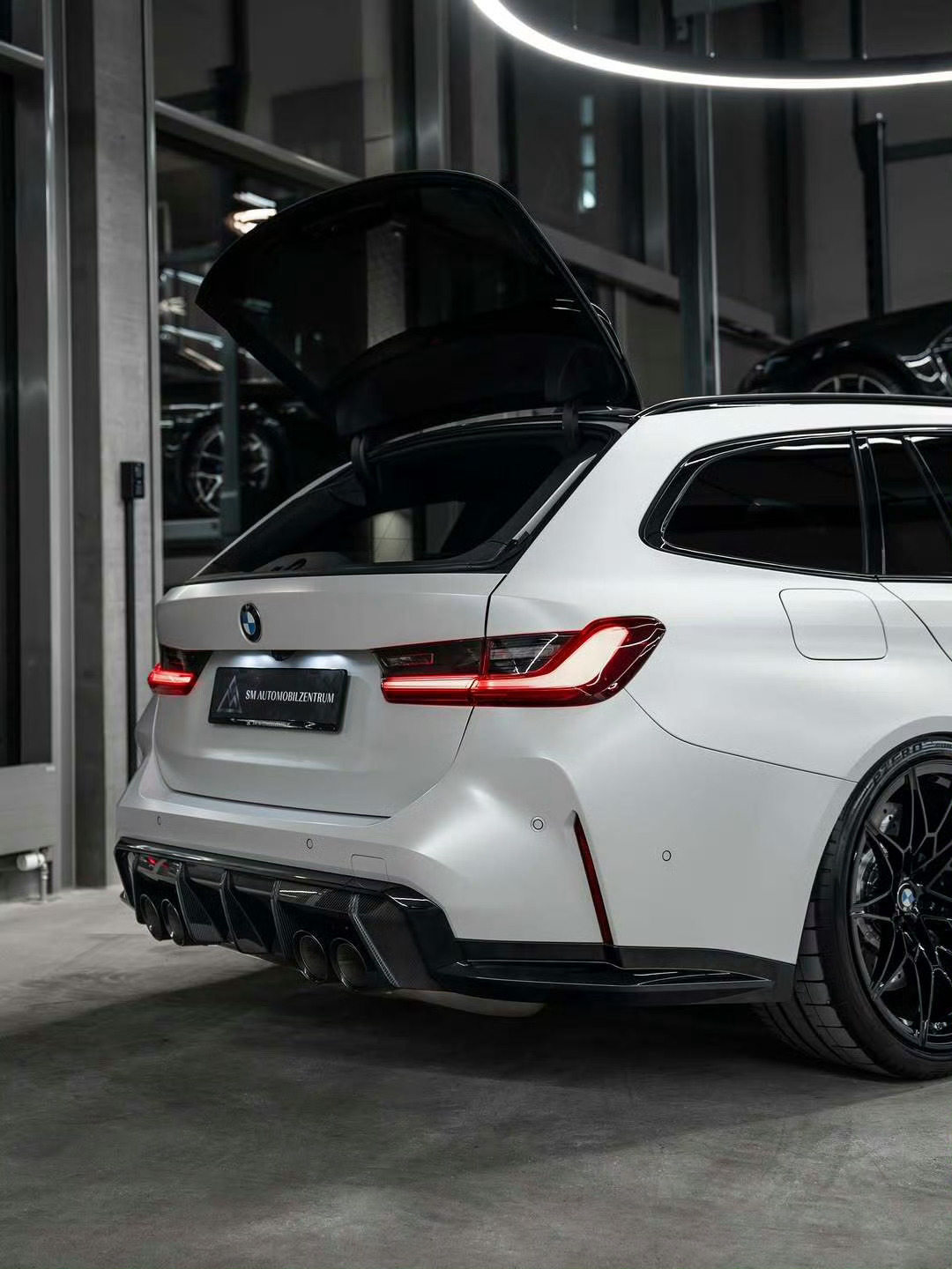 宝马 M3 Competition Touring 