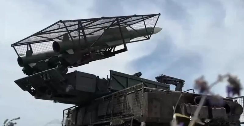 就目前的情况看来，不管近期莫斯科是否打算往首都是加拉加斯的那个国家运送什么武器，