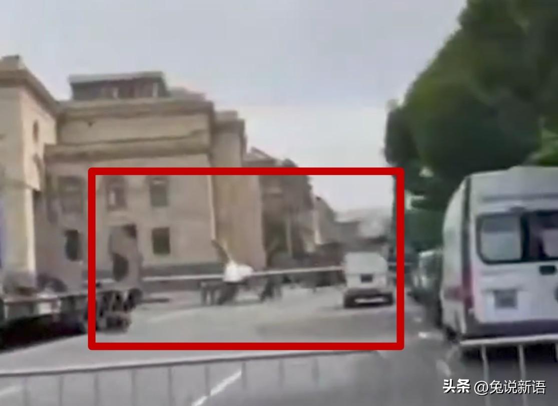 根据外媒报道，彩虹-4无人机在亚美尼亚首都埃里温被发现。5月28日，亚美尼亚将举