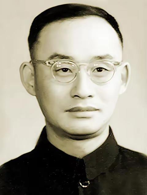 1983年，国内学术部门特意邀请加拿大顶尖组合数学家门德尔逊来华讲学，可刚抵达国