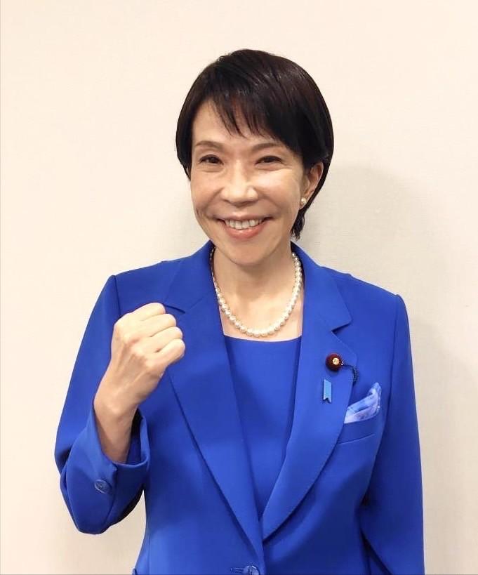 日本的天彻底塌了
没想到在高市早苗赢得自民党党首选举后，日元汇率竟然跌1.2% 