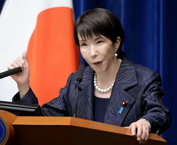 高市早苗如愿以偿地再次当选为日本首相，即将组建其第二届内阁，说明了右翼势力在日本