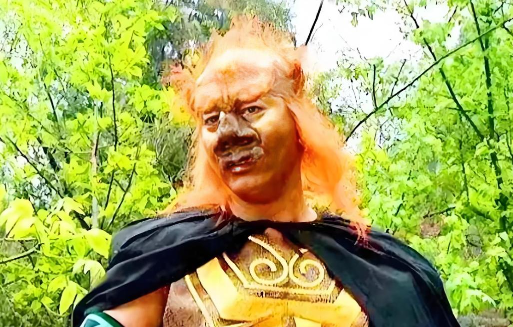 小钻风一个人单枪匹马，能不能单刷兰若寺三妖？
咱就这么讲吧。
树妖姥姥普渡慈航和