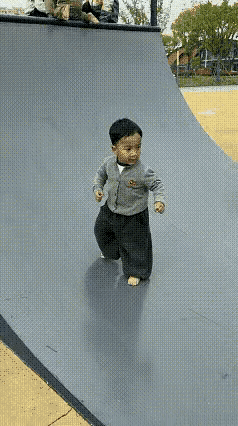 小孩哥厉害[赞]
是做运动员的好苗子。