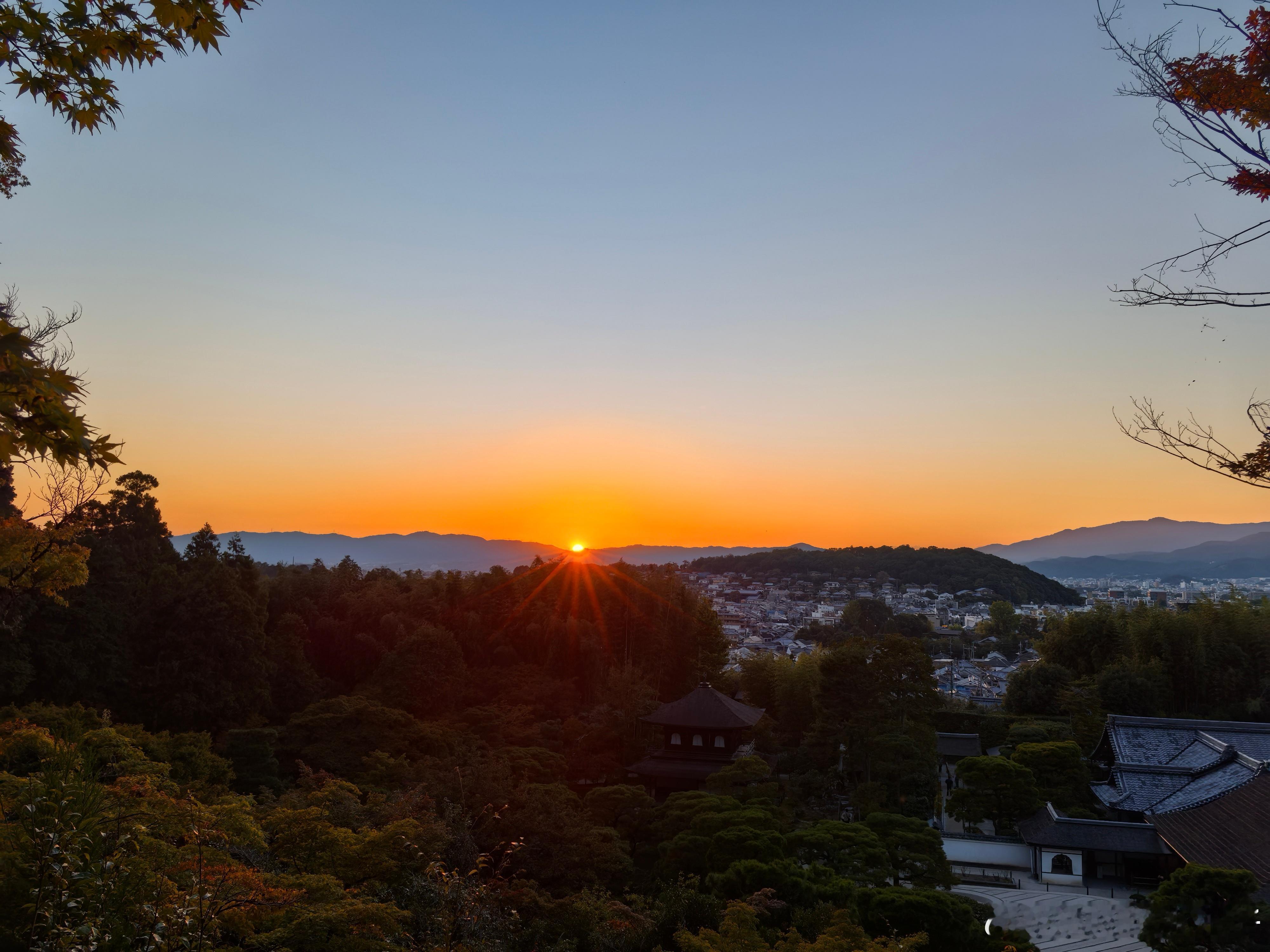 今天下午行程，抽姻缘签抽到 大吉[微笑] ​​​