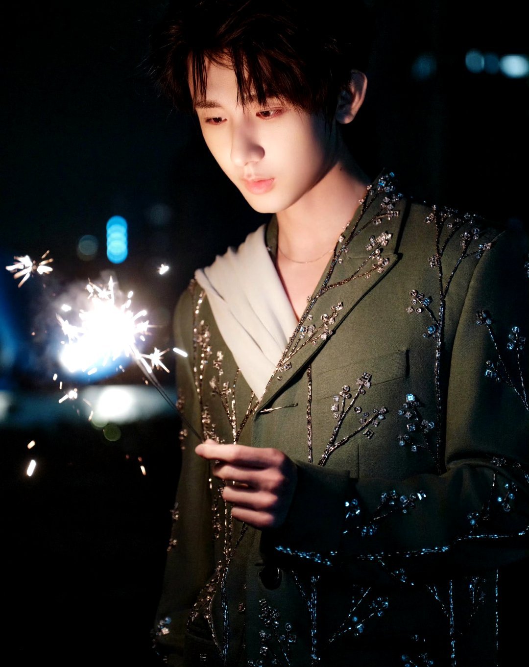 成毅长安二十四计cy成毅谢淮安你站在聚光灯的舞台像那盛开的花成毅｜赴山海｜萧秋水