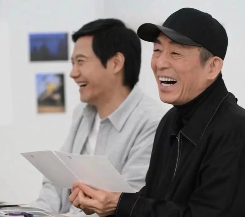 小米14Ultra，胆子真大！连老谋子都请来了？

仔细一想，在机圈和“国师”张