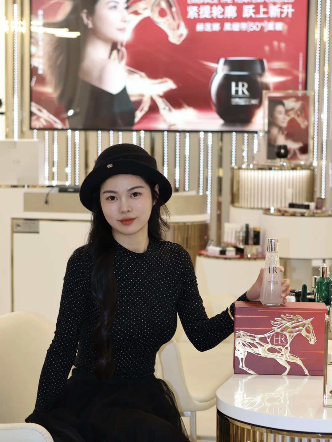 情人节逛银泰美妆区的小快乐，刮卡100%有奖！