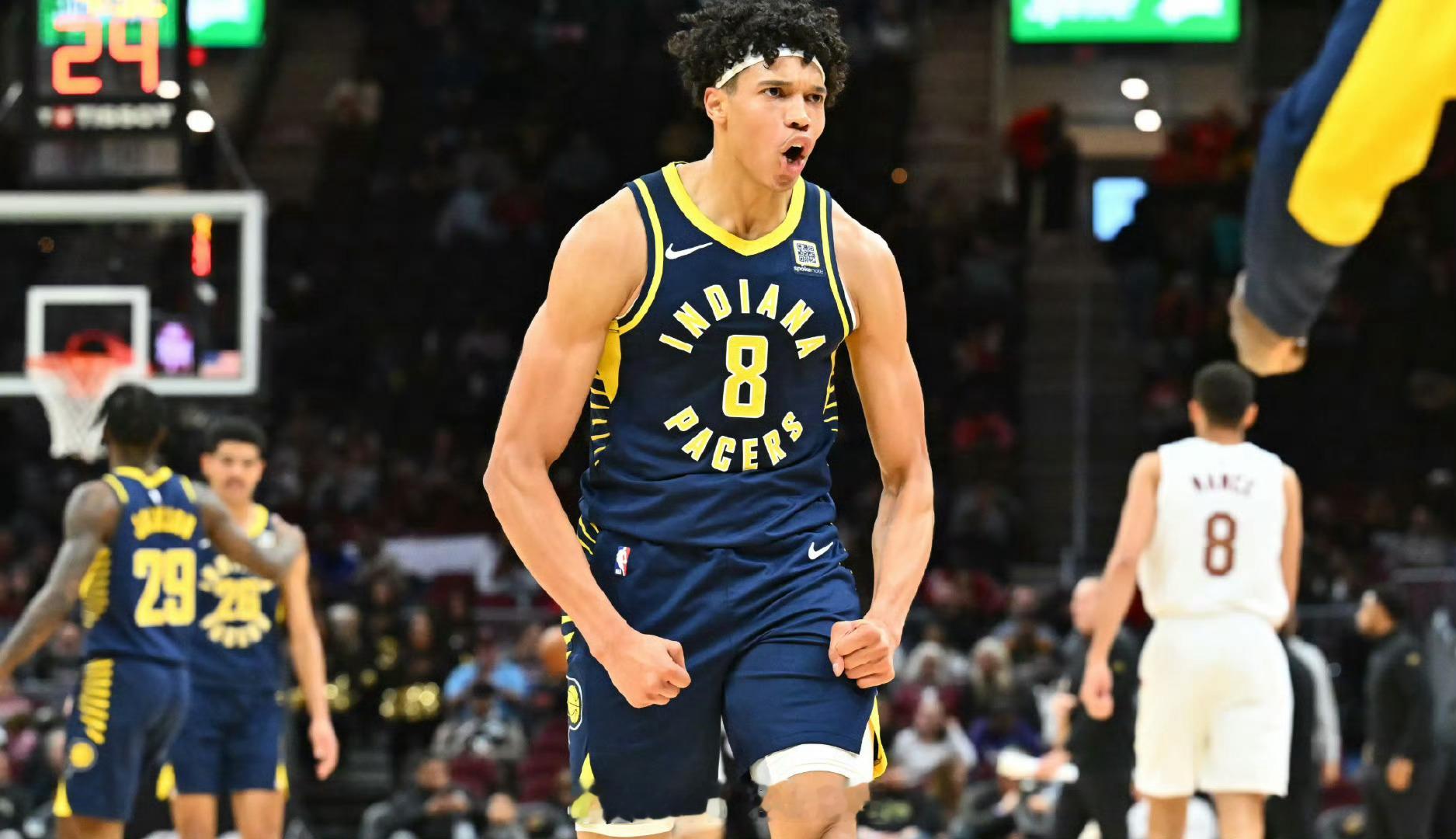 Shams：森林狼与恩里克·弗里曼签下了一份双向NBA合同。NBA自由市场签约N