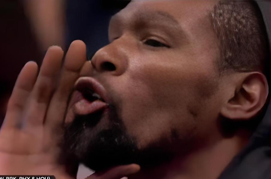 火箭今天把裁判脸都打肿了！
今天火箭赢太阳了。
赢了可喜可贺，但是火箭今天把裁判