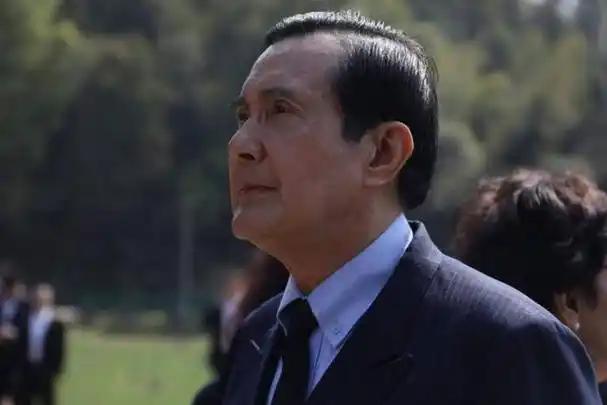 马英九这个人，表面温良恭俭让，暗里坑蒙滑骗深。马英九和赖清德，本质是一样的。赖清