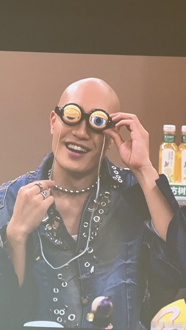 黄宣也太有趣太可爱了吧！！！#歌手直播# ​​​