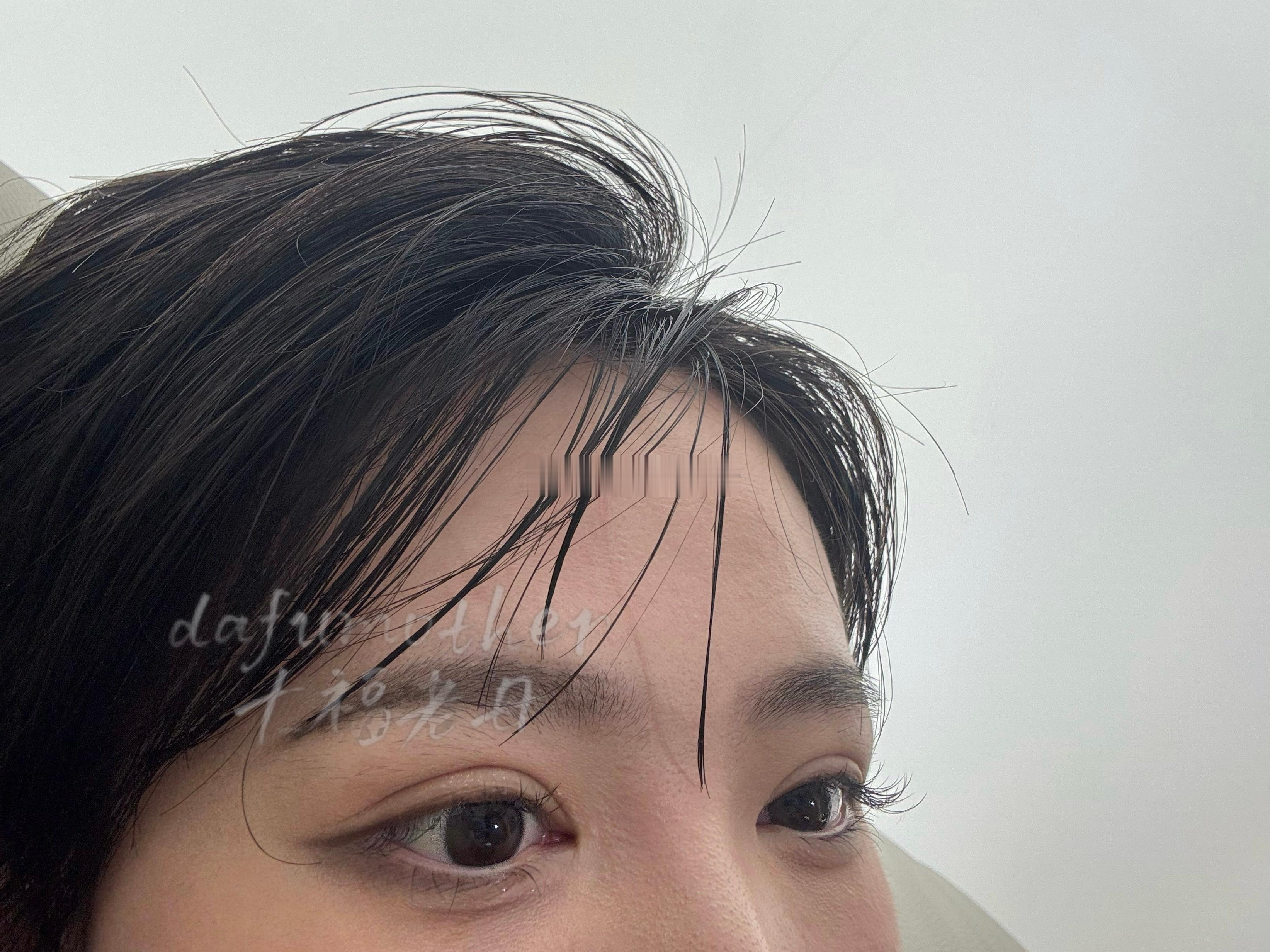 栓Q 第一次搞湿发 已经有三个人问我是不是太热出汗了 ​​​