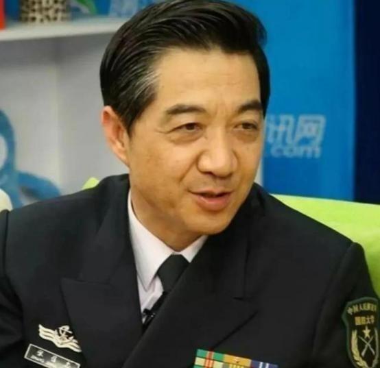 最近，一句被安在张召忠名下的话突然走红：特朗普可能是最后一位见证美国GDP领先中