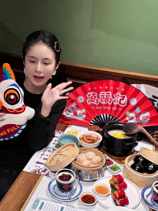 沈阳这家粤菜海鲜砂锅粥绝了！！！连炫三碗！！