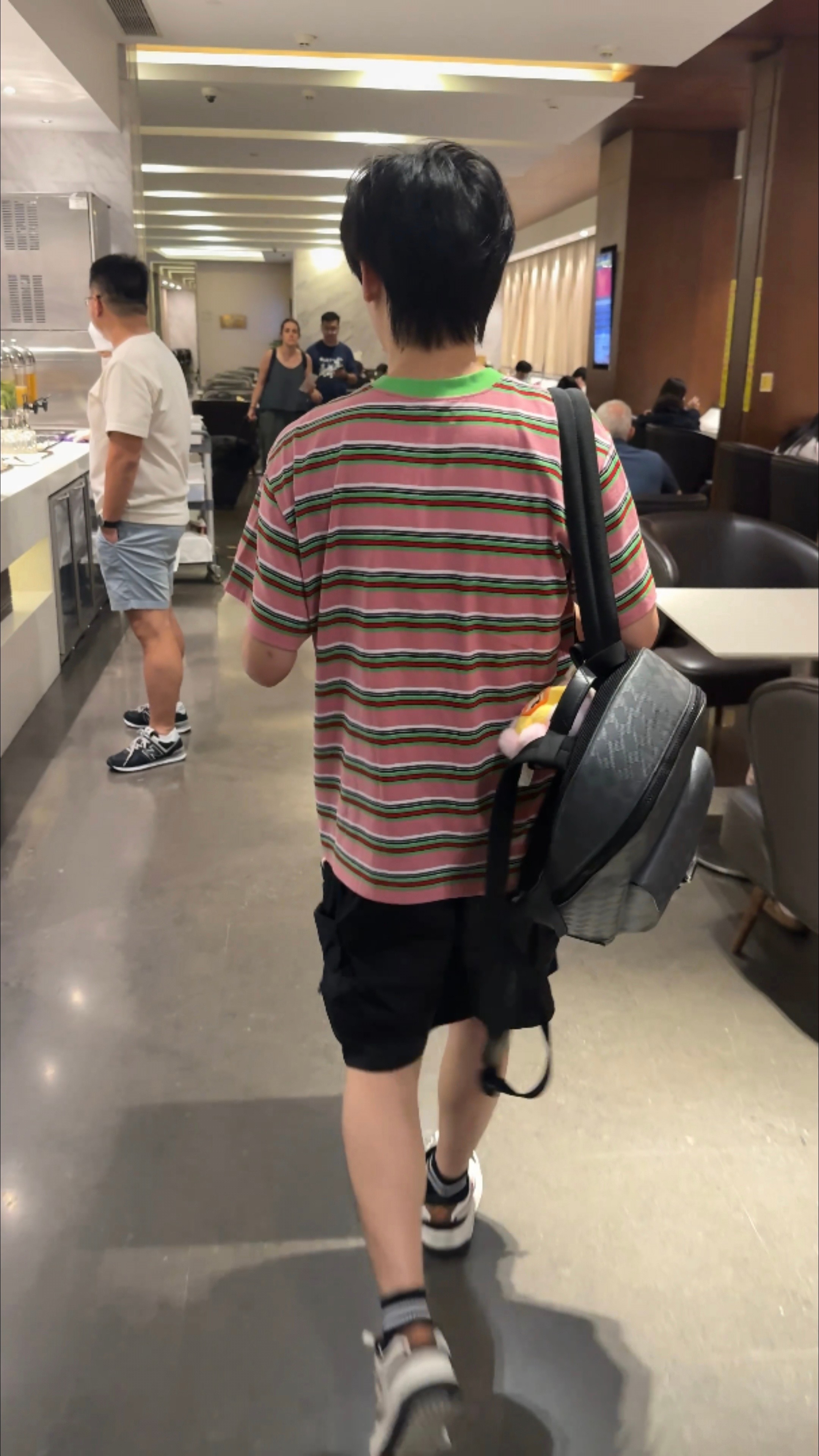 诶呀起来就看到我宝宝