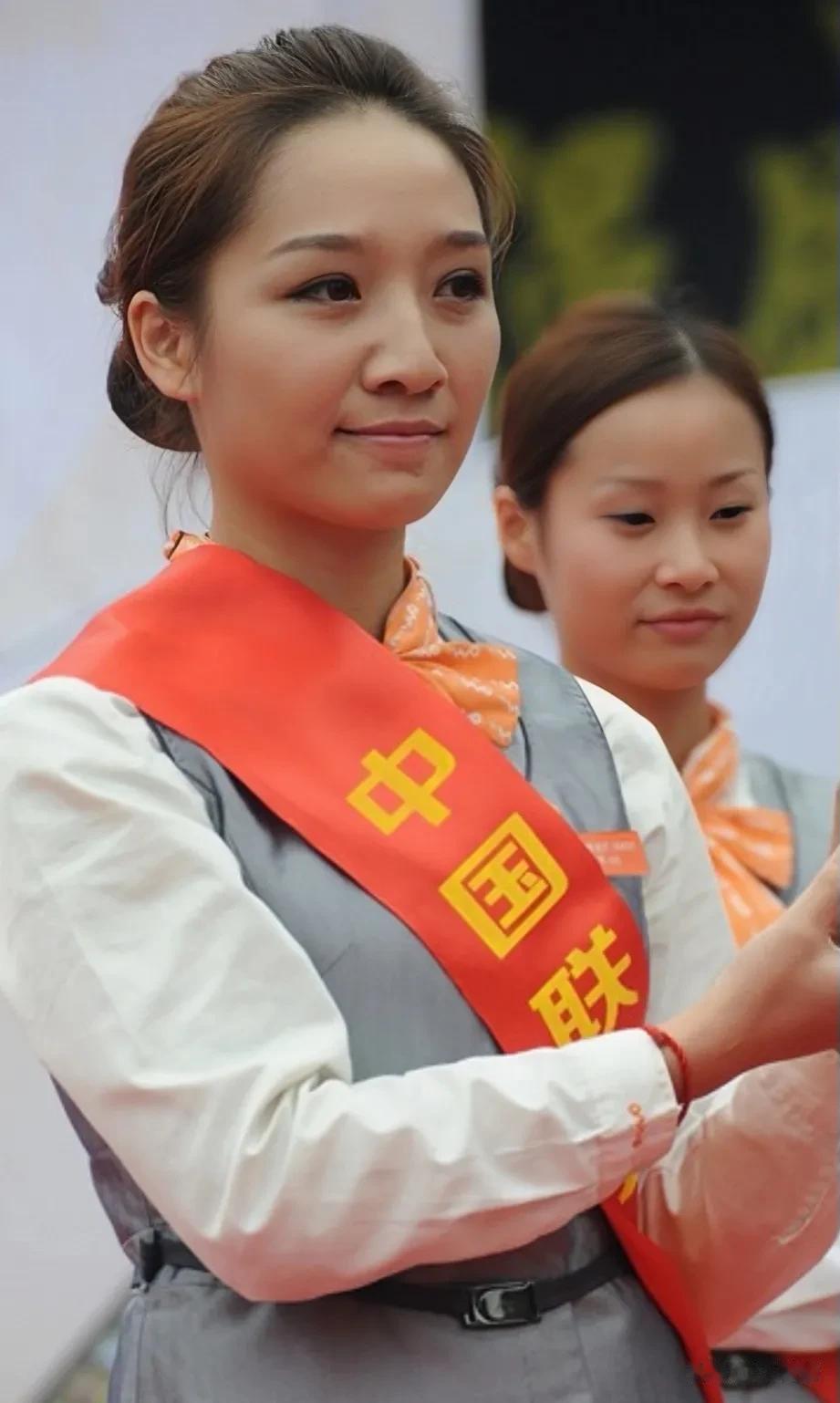 很多人疑惑:通信运营商的信号基站，为什么要伪装起来？说起这个问题的根源，联通有撇
