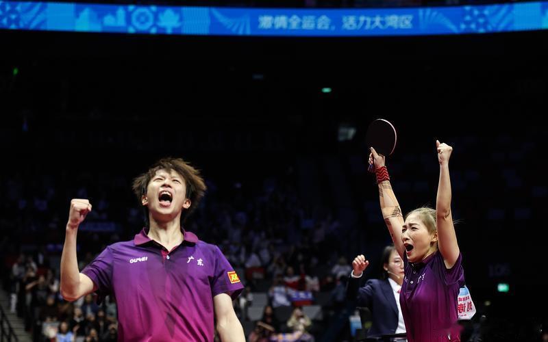 广东队林高远/刘诗雯4:2战胜江苏队陈垣宇/蒯曼，夺得金牌。这也是34岁刘诗雯的