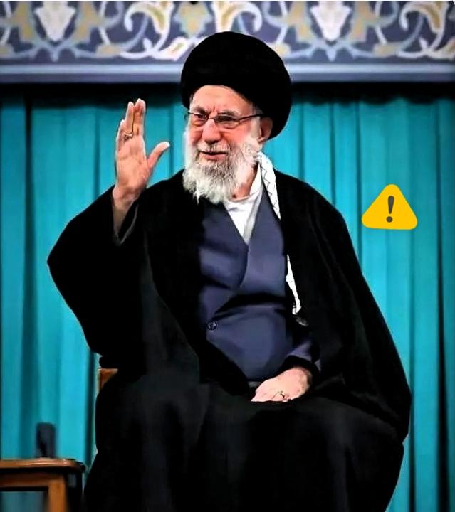 四十多年来？
不少人一直诟病哈梅内伊太过隐忍。

如今再看，伊朗能从容硬抗许久，