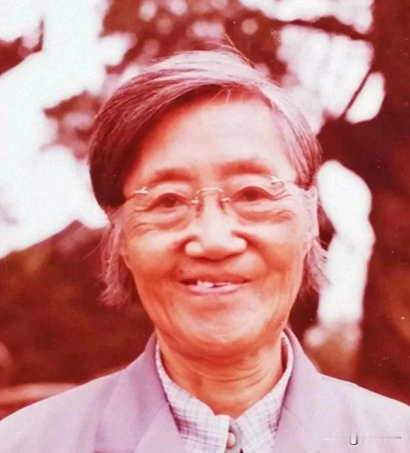 “妈妈，您是我们的骄傲，这些年您太不容易了！”1960年，北大才女王承书狠心抛弃