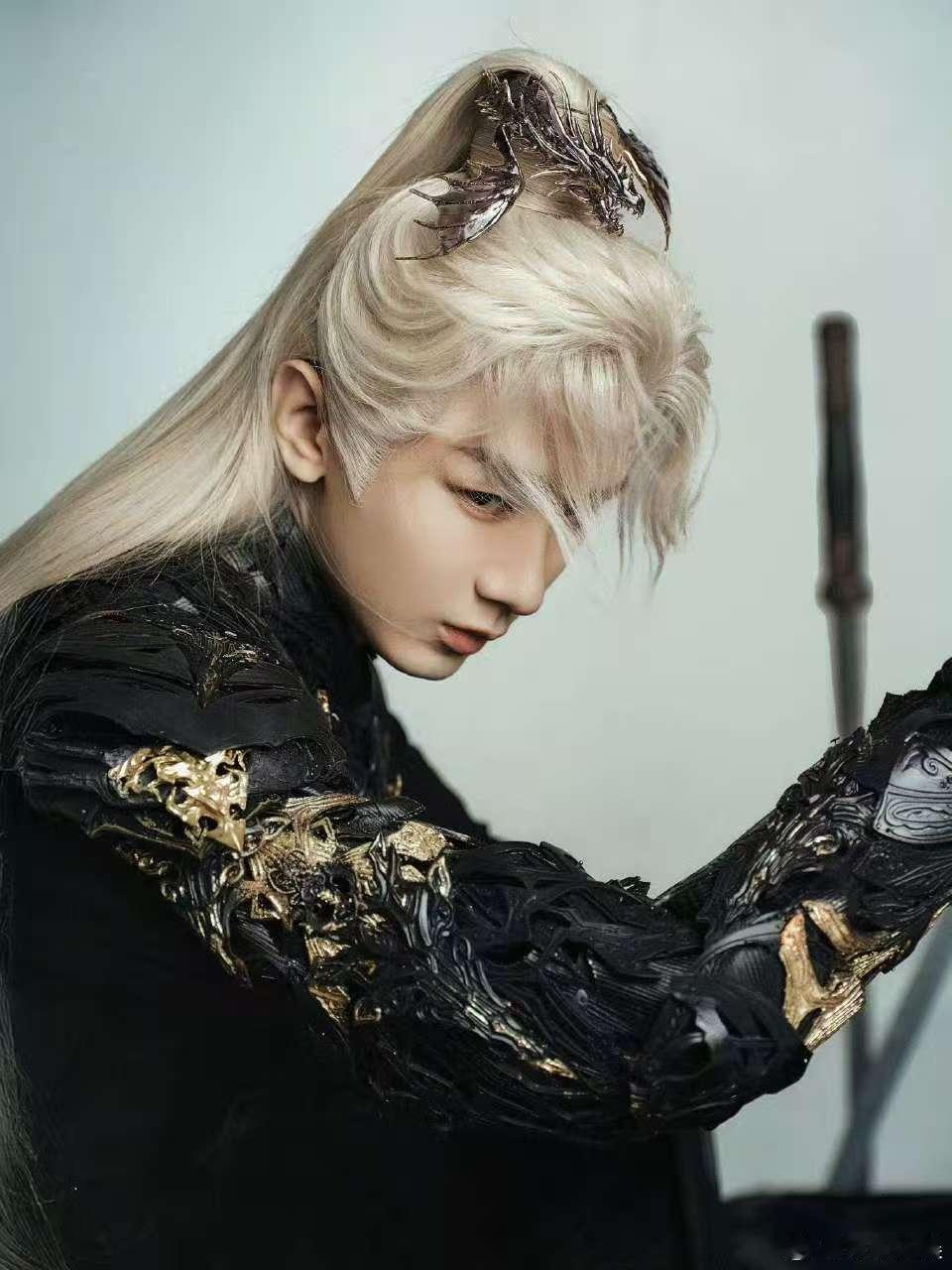 成毅一念情牵剑意生成毅毅燃问道探西风成毅一念情牵剑意生，帅，好耶 ​​​