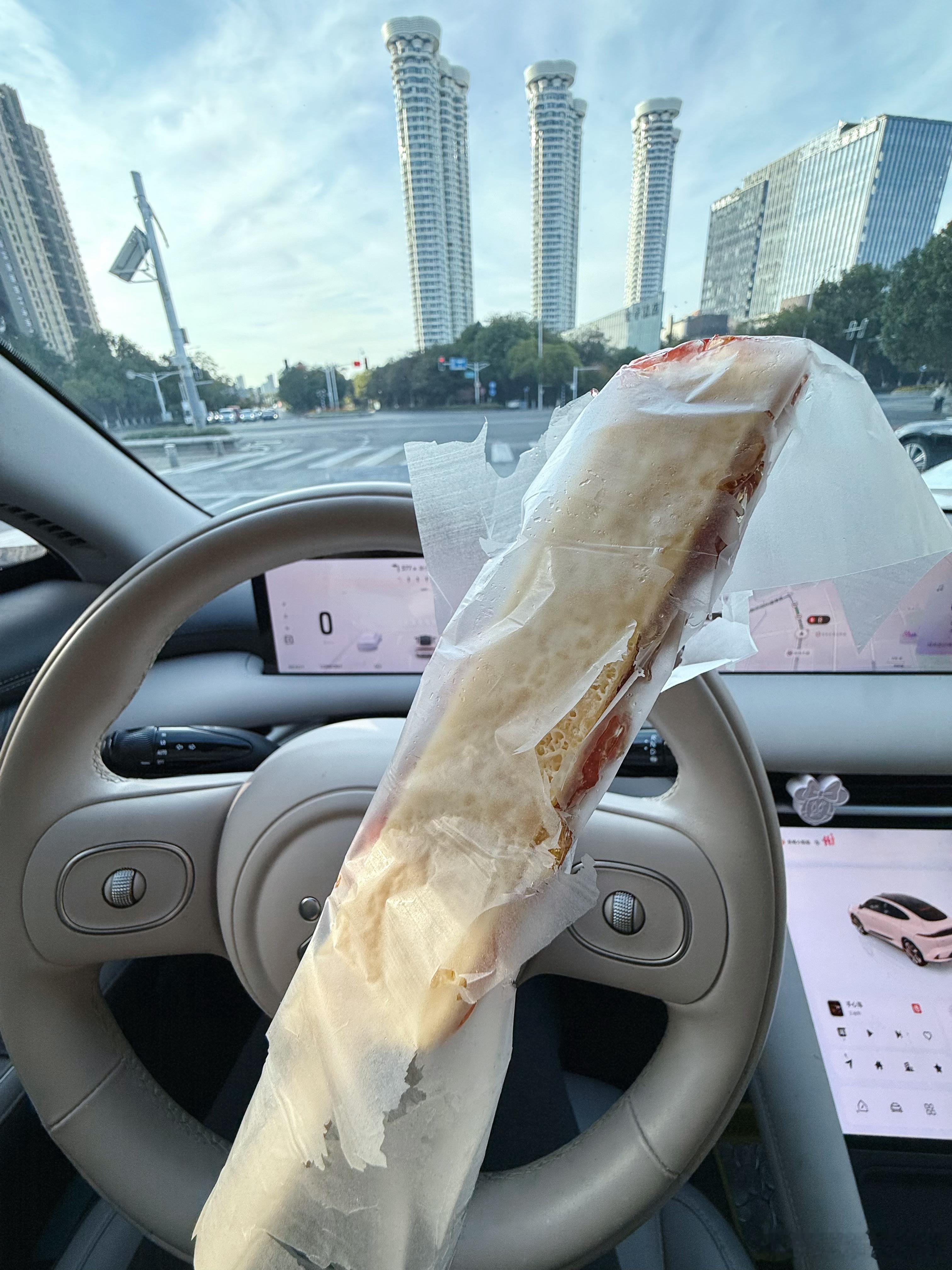 听说奶皮子糖葫芦很好吃[doge]今天尝尝[doge] ​​​