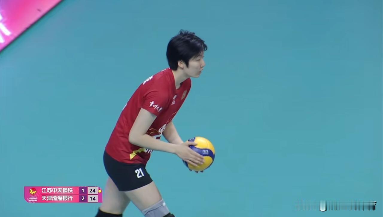 天津女排逼出江苏队最大“黑马”。主打“青春风暴”的天津女排在客场挑战江苏队竟然连