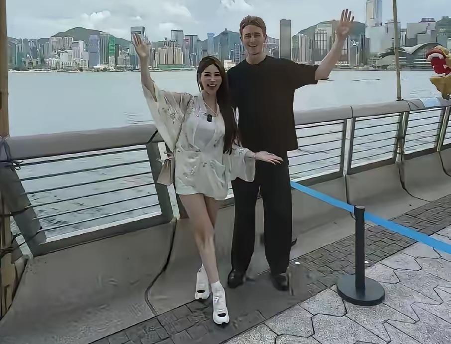 至于复旦大学留学生王水牛骗取数百名女生的事情，最想不通的是中国男人。很多女生找对