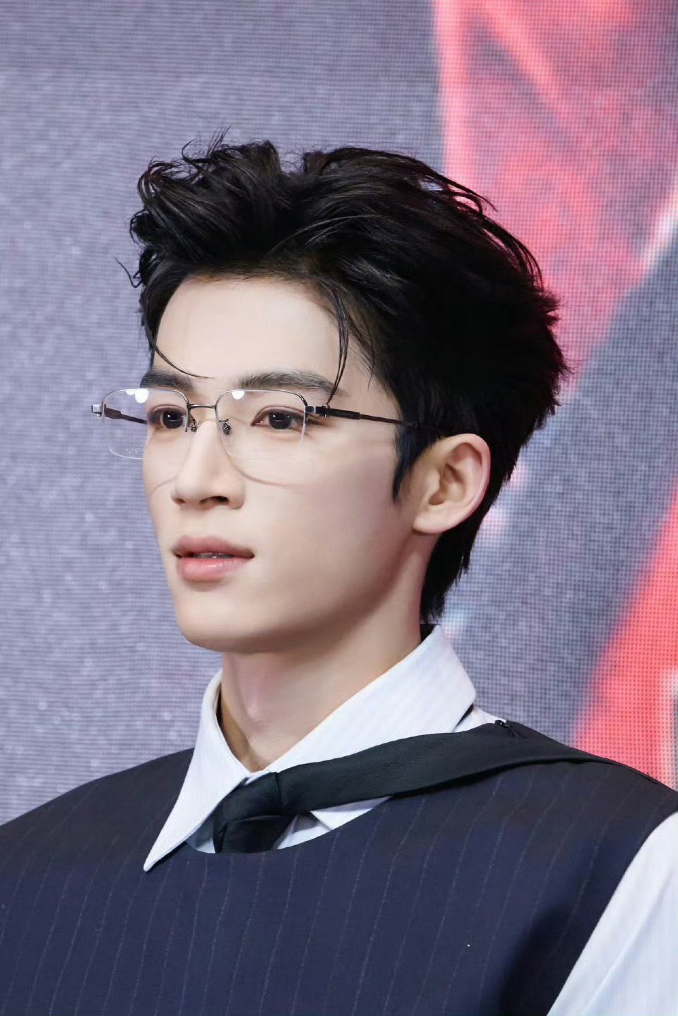 唐宫奇案 我的评分：王星越爹系少年感 王星越把爹系少年感演活了！《唐宫奇案》里萧