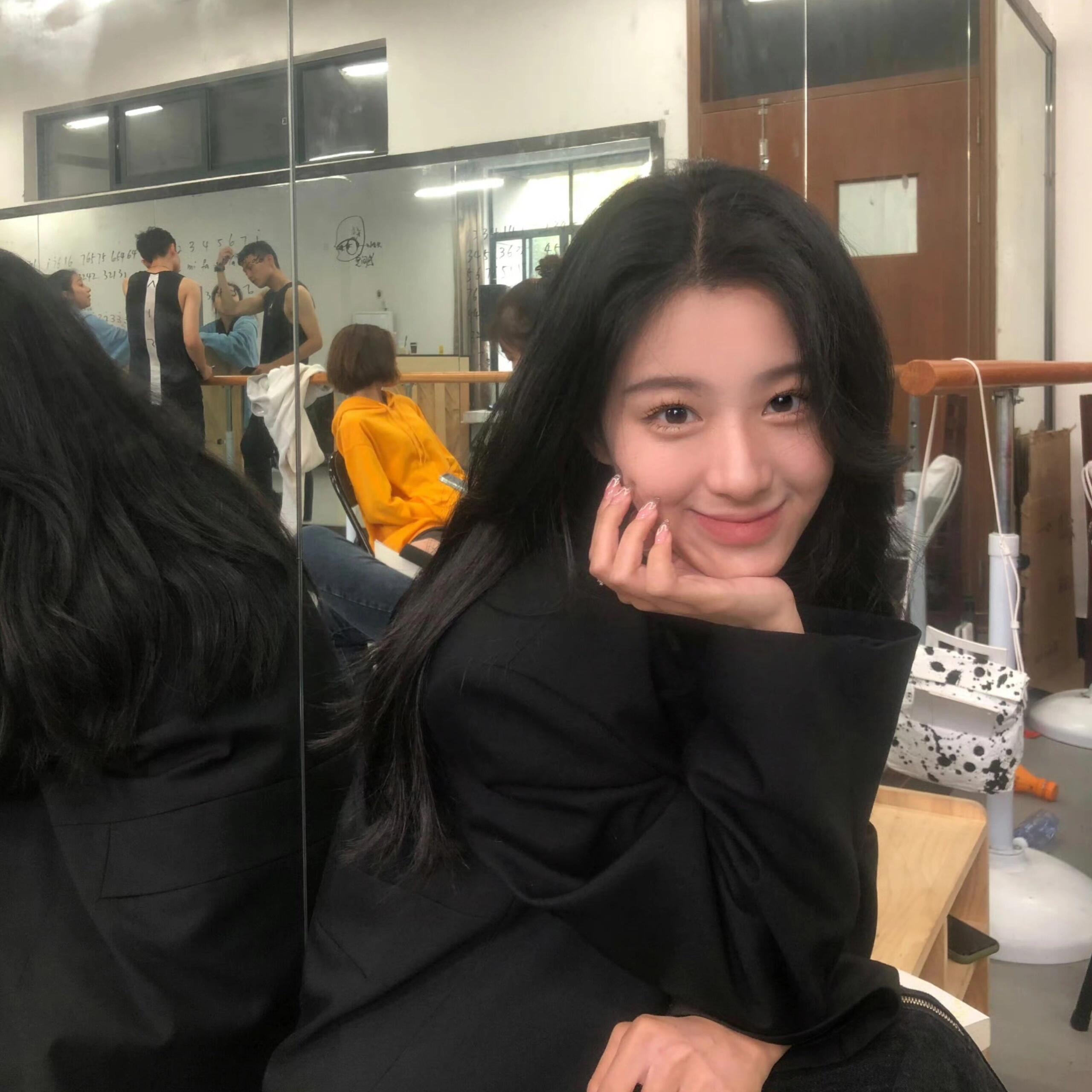 包上恩头像 天使女孩🪽 