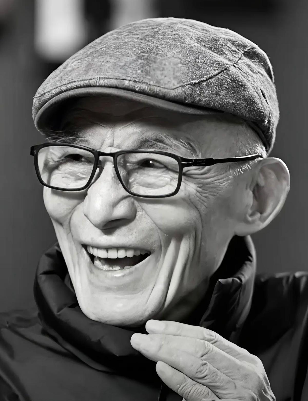 说真的，刚刷到这条消息的时候，我盯着屏幕愣了好一会儿，心里头“咯噔”一下，满脑子