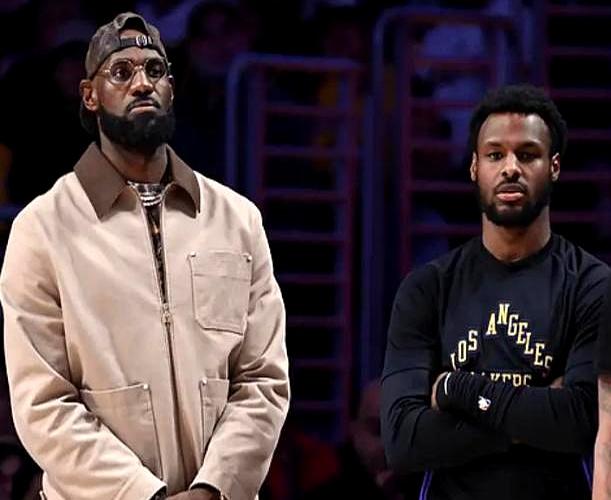 你敢信？詹姆斯连缺三场，湖人刚14分虐了森林狼直接冲上西部第四。
爱德华兹全场