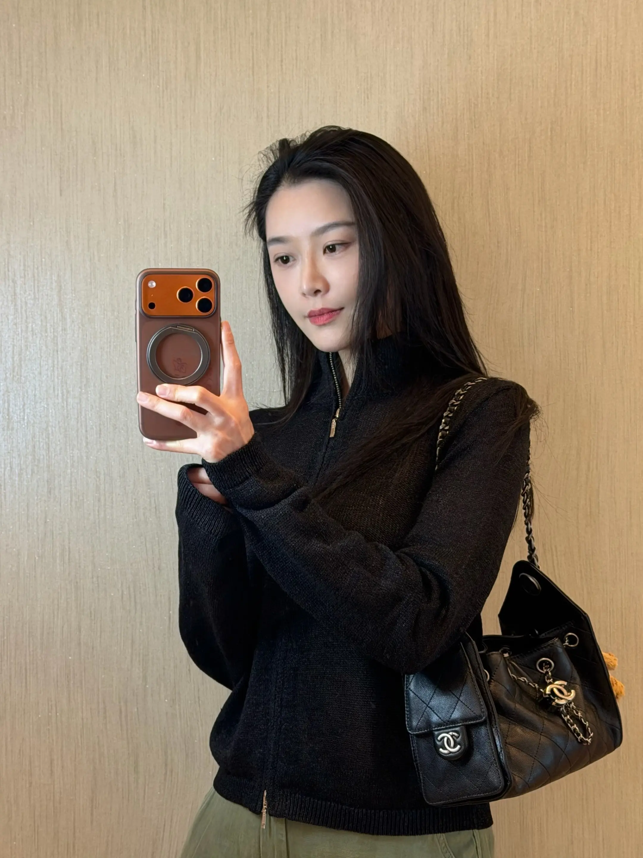 一定要努力 一定要争气 这个世界讲实力 讲利益 就是不讲道理和公平