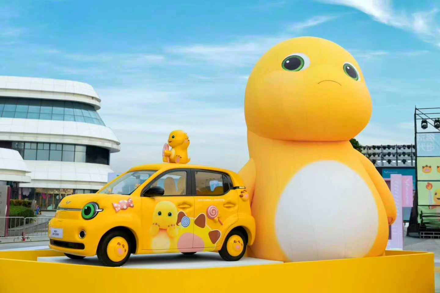 第五代宏光MINIEV 第五代宏光MINIEV正式发布，叠加置换补贴后售价4.2