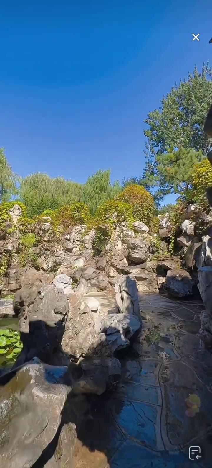 这里边重新装修了吗？好像是没有重新装修。门票四十，欢迎大家，也是非常给力。这是曲