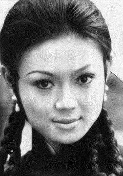 被时光遗忘的70年代武打女星孙嘉琳，打戏全真功，飒爽不输当红武打花旦
 
孙嘉琳