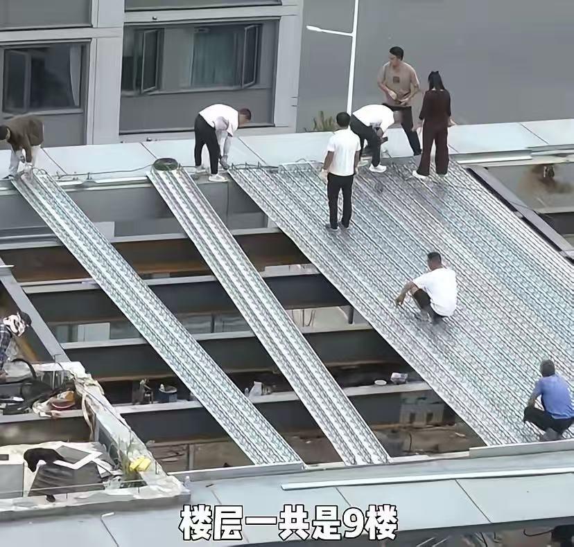 “河南周口顶楼违建”后续！反转了，加建者同样是受害者，原来是开发商惹的祸，买房的