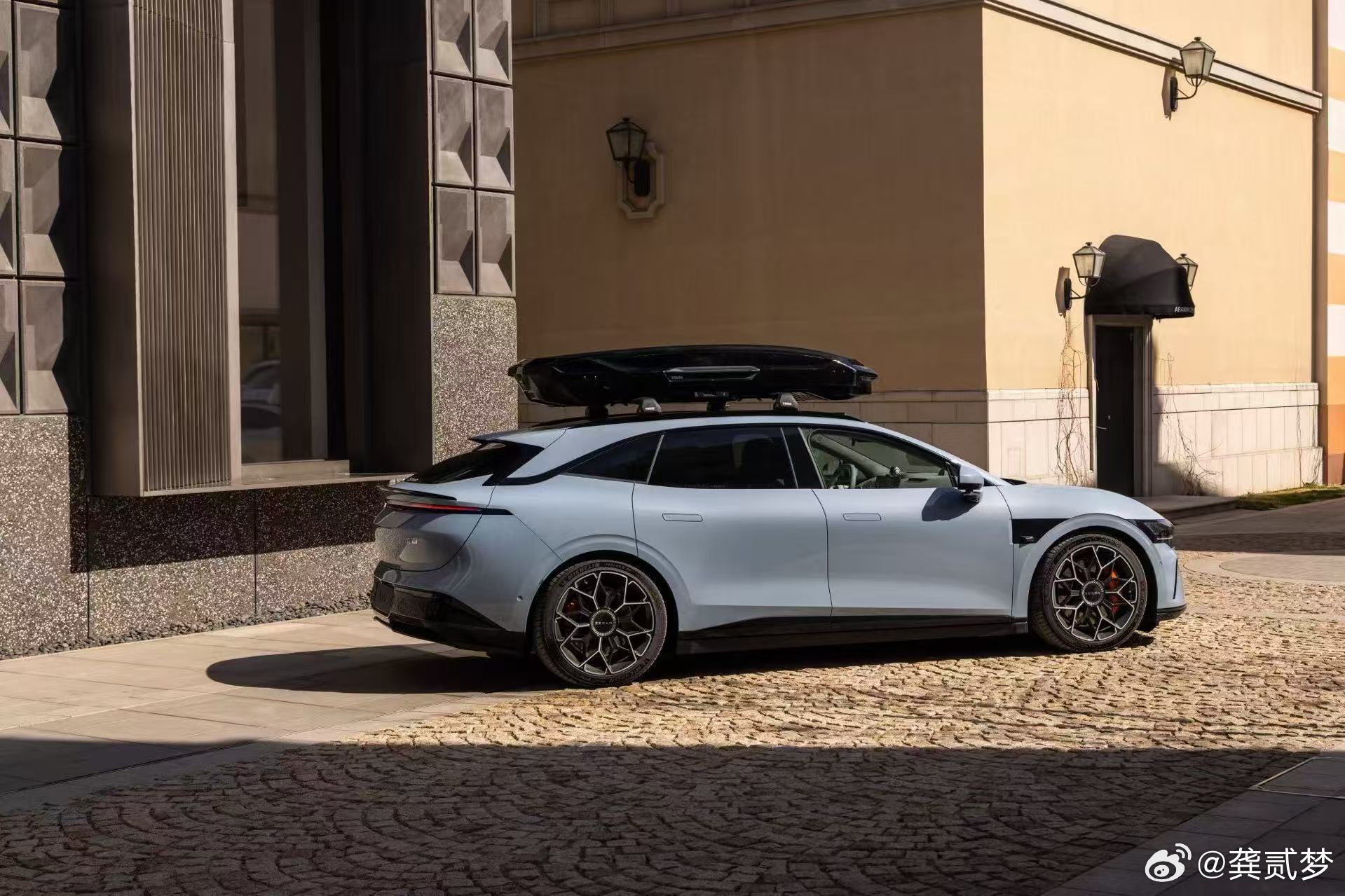 极氪焕新7系来了，这次补上了900V和Thor-U，而且续航最长905km，我这