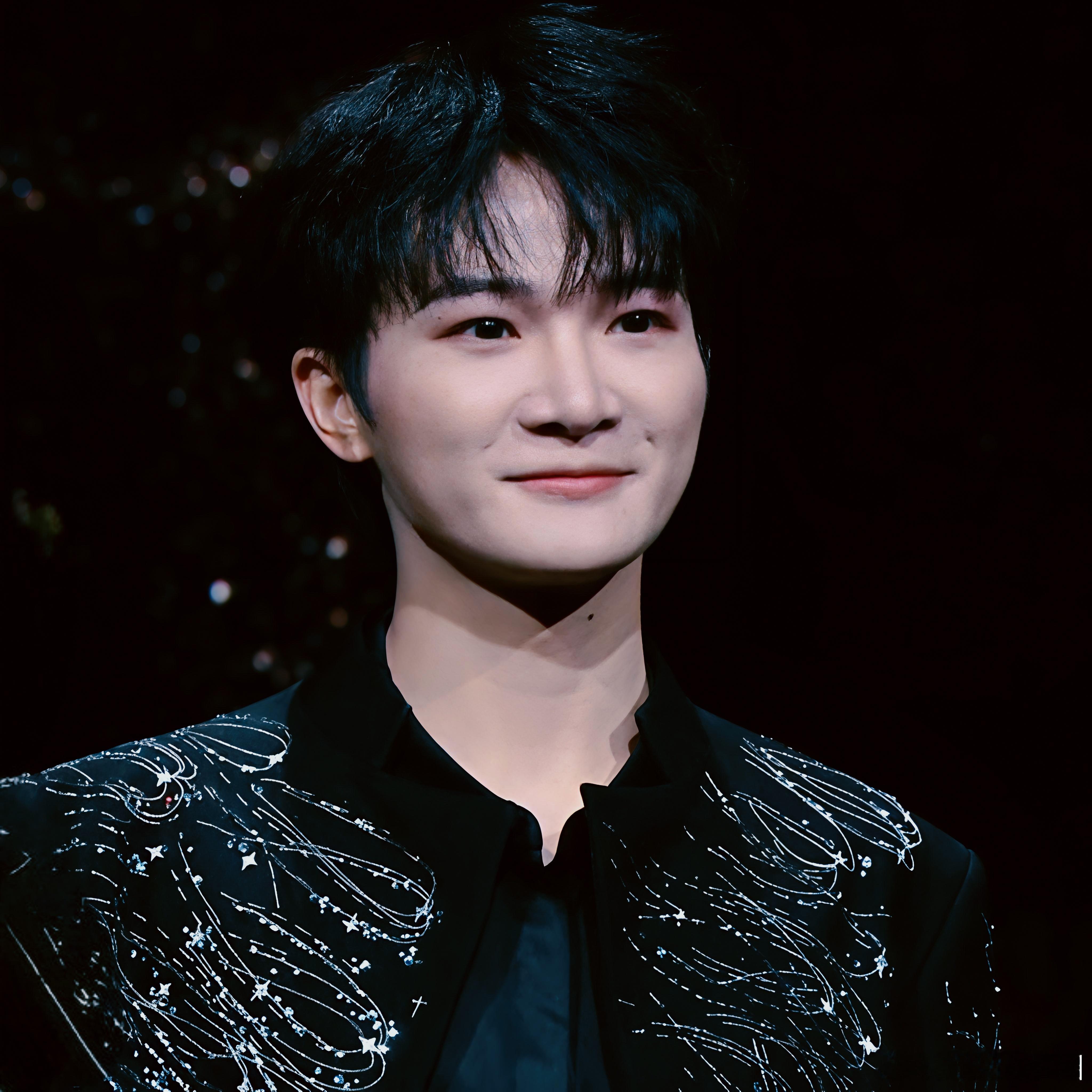 周深 周深微博之夜 [音乐]周深用歌声传递美好祈愿  【圈和米米说早安】窗下煮茶