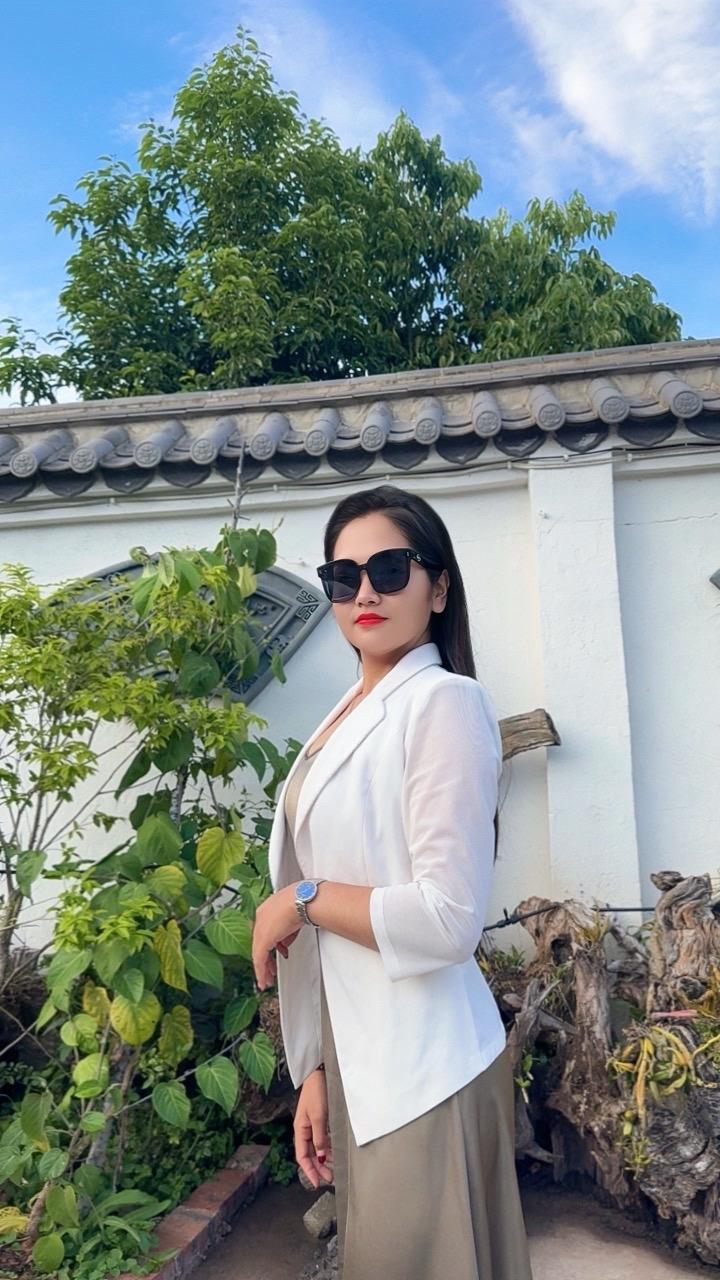提什么都别提当初，回忆最会骗人，说什么别说未来，承诺最是易冷……
